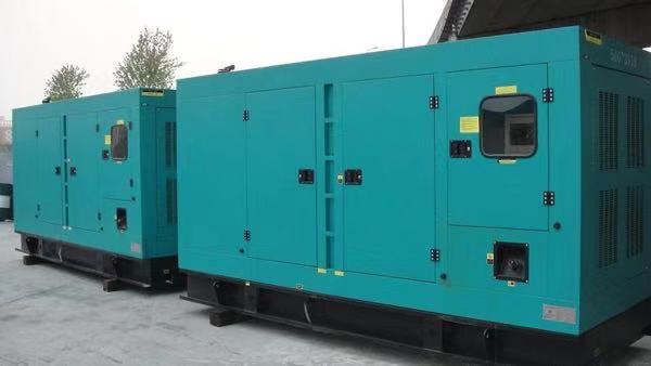 郑州二手康明斯400kw大型柴油发电机组